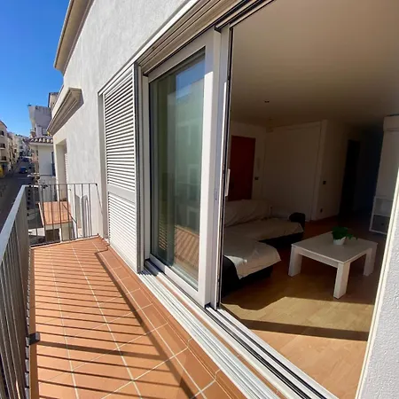 Appartement Con Terraza Frente Al Mar