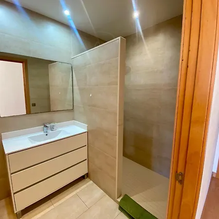 Appartement Con Terraza Frente Al Mar *